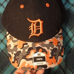 Camouflage Style Detroit Tigers Genuine MLB Black and Orange Hat For Sale!!